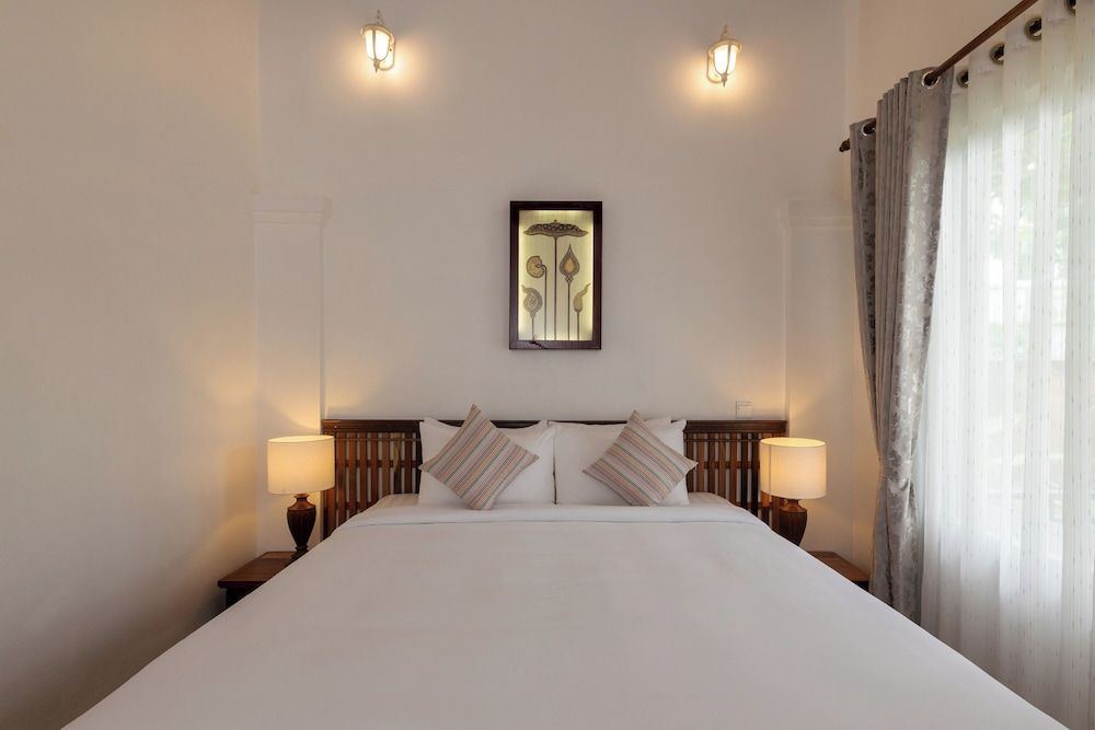 Atoh's Maison Lotus Blossom Chamber 7