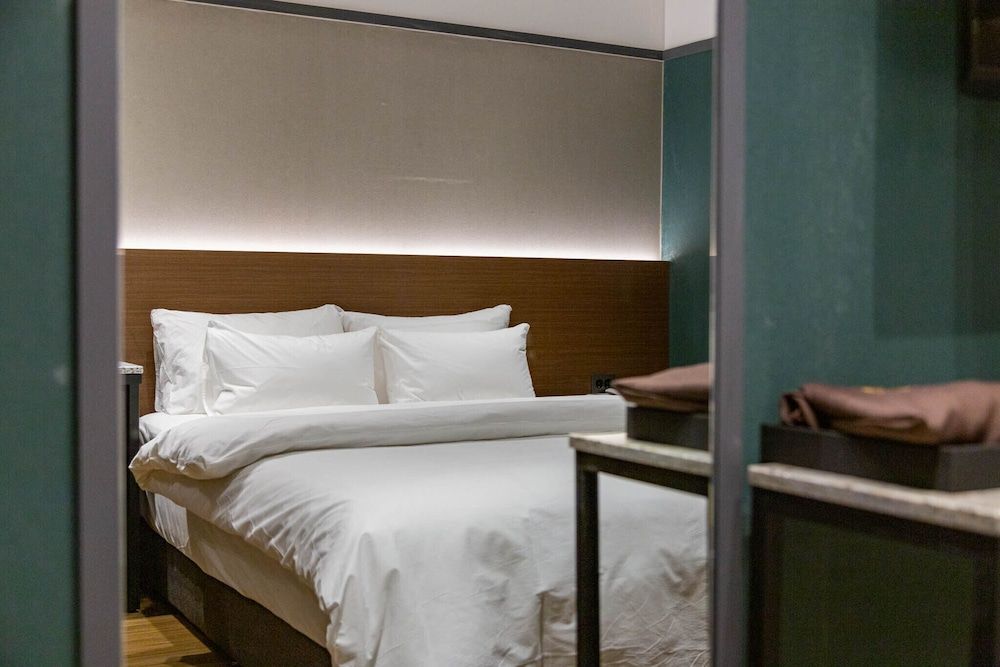 Jecheon The Wall Hotel Superior Room 2