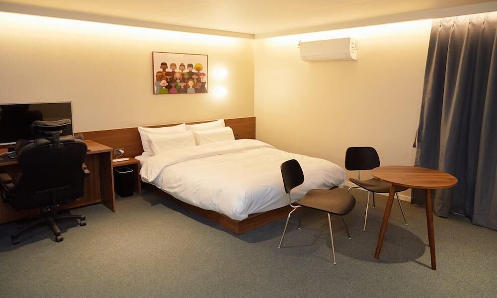 Anook Hotel Suwon Double Room 4
