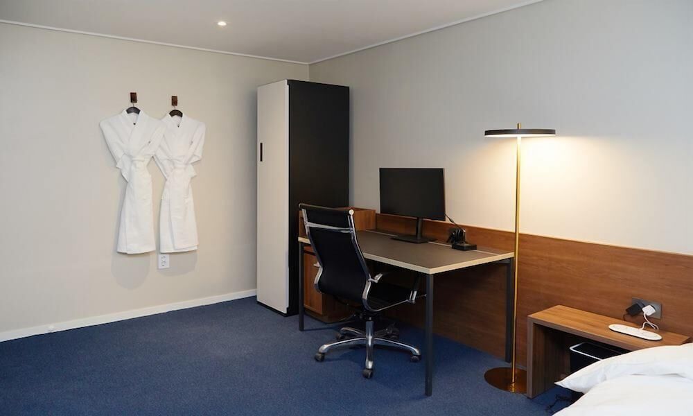 Anook Hotel Suwon Suite 7