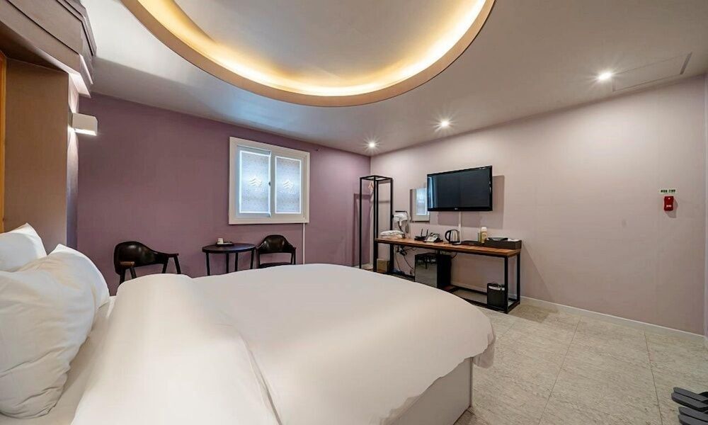 Chungju Bali Hotel Standard Double Room 3