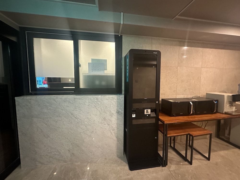 Check-in Check-out Kiosk