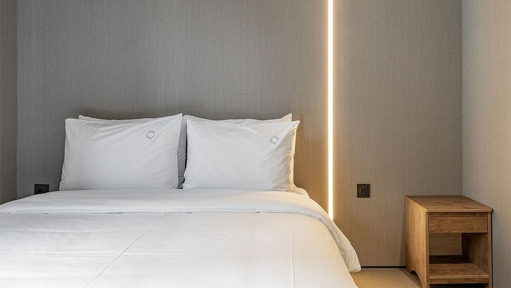 DAYONESTAY Standard Double Room 8