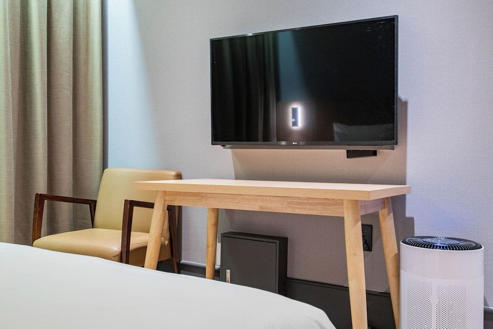 SEONGNAM HEALASIS HOTEL MORAN STATION Deluxe Double Room 5