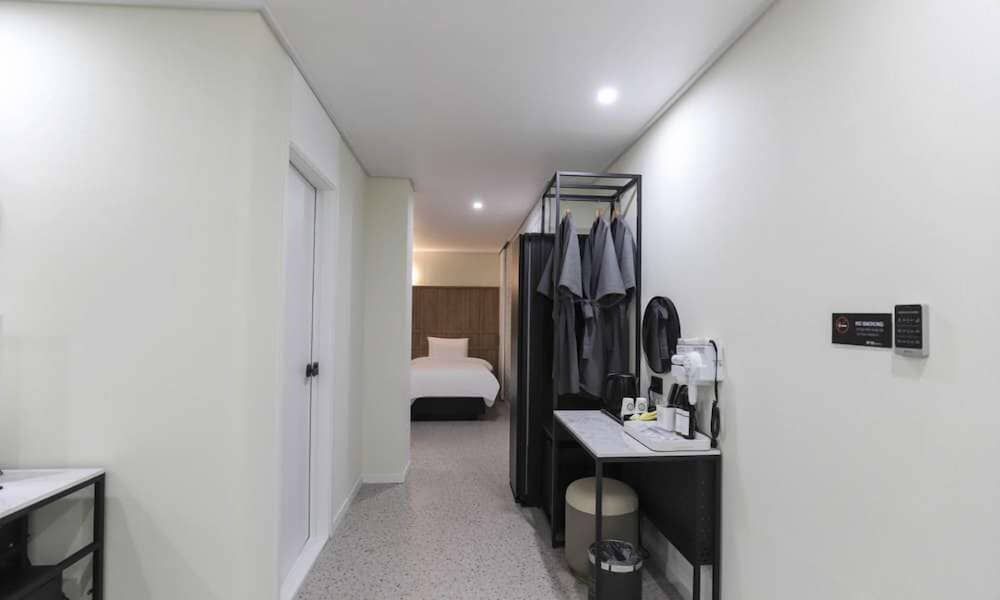 JECHEON NO.25 HOTEL Suite Twin 7