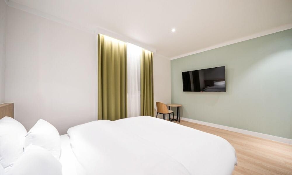 Hound Hotel Gumi indong Double Room 3