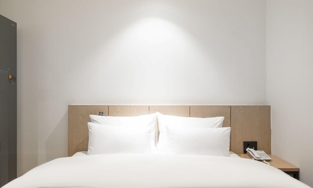 Hound Hotel Gumi indong Double Room 5