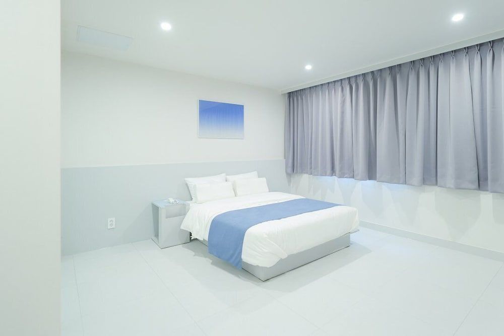 Aank Air Hotel Jinju Standard 2