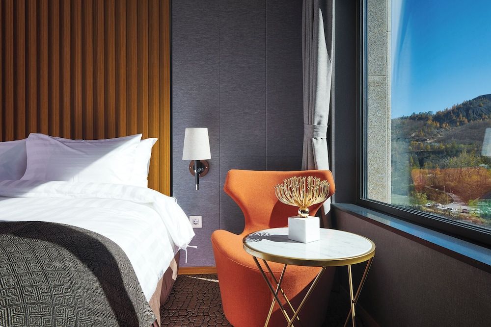 Jeongseon JS Grand Palace Hotel Superior Double Room, Mountain View 2