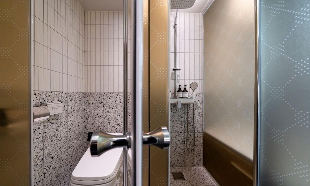 Urban Brown Hotel Chungju City Hall Deluxe Double Room 7