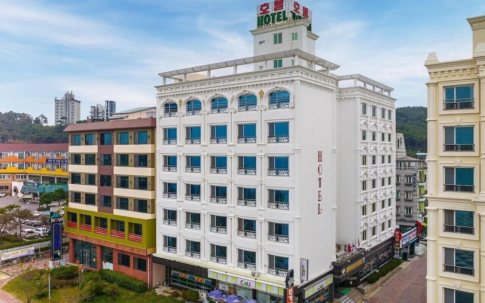 Bon Gaya Hotel Penthouse, City View 13