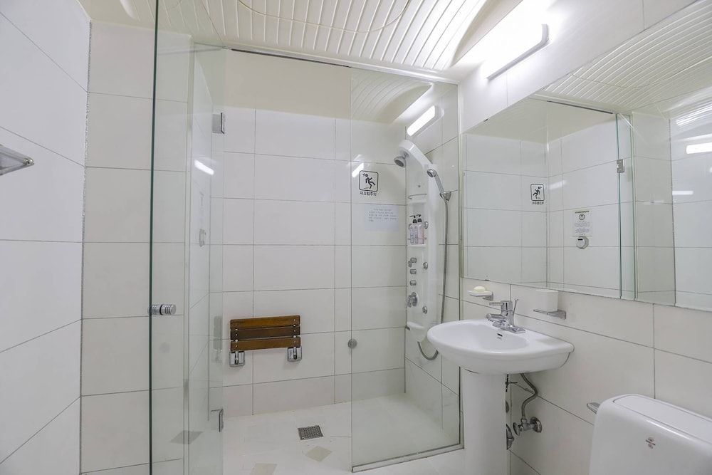 Bon Gaya Hotel Ocean-view standard 14