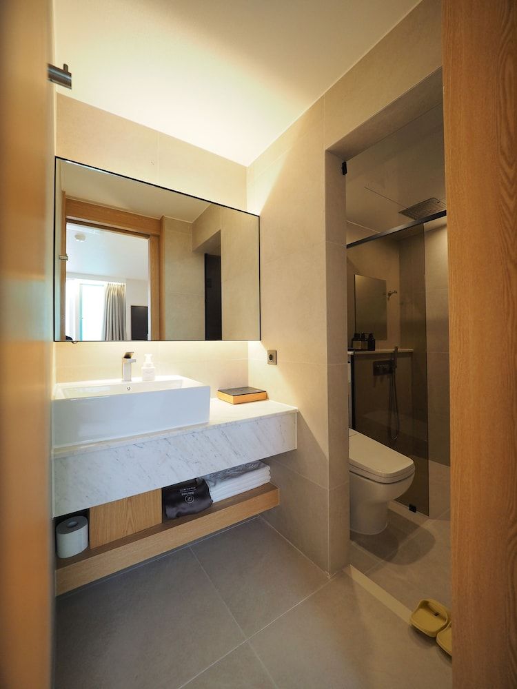 Daisy Hotel Standard Double Room, Non Smoking 7