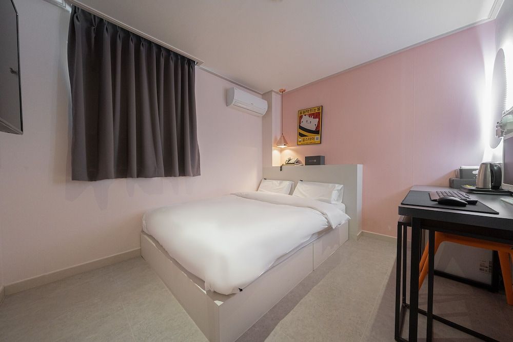 Hotel Nine Double Room 2