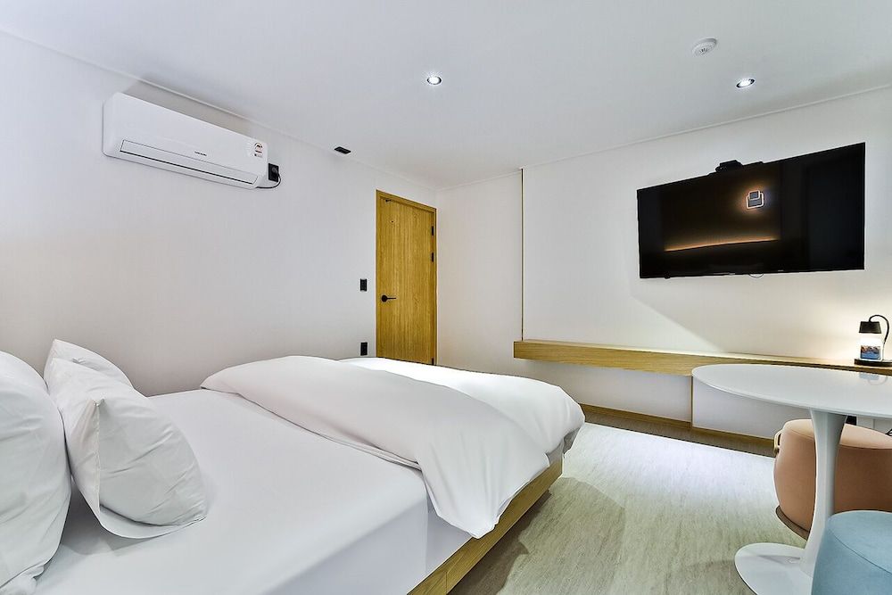 Gumi Wonpyeong-dong Number 25 Twin 4