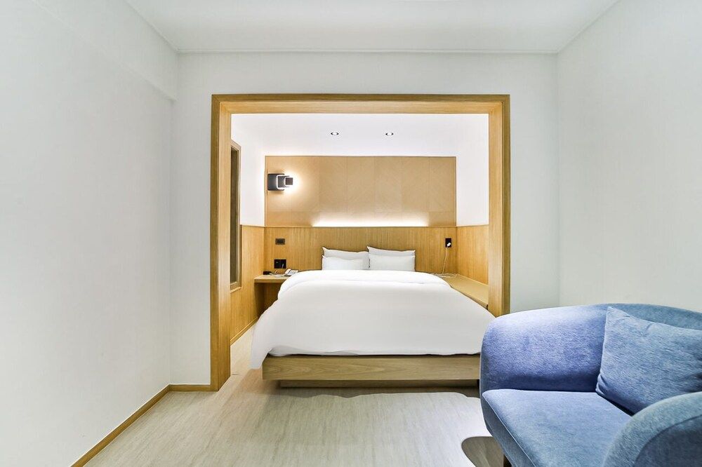 Gumi Wonpyeong-dong Number 25 Premium 2