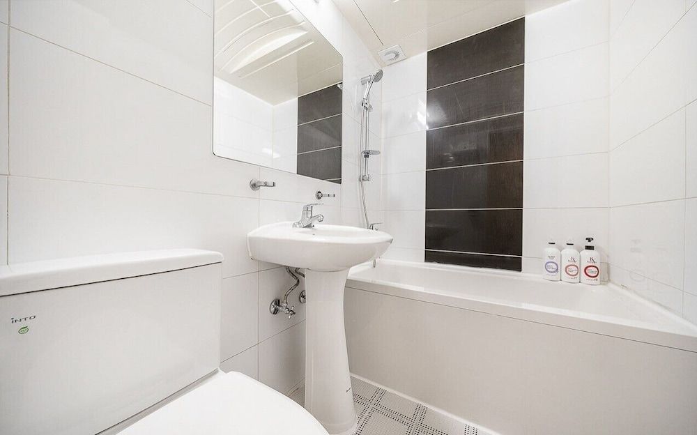 Gwangmyeong hotel Castle Deluxe Double Room 10