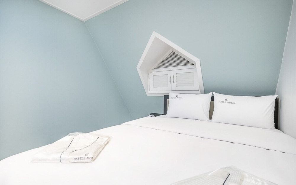 Gwangmyeong hotel Castle Standard Double Room 5