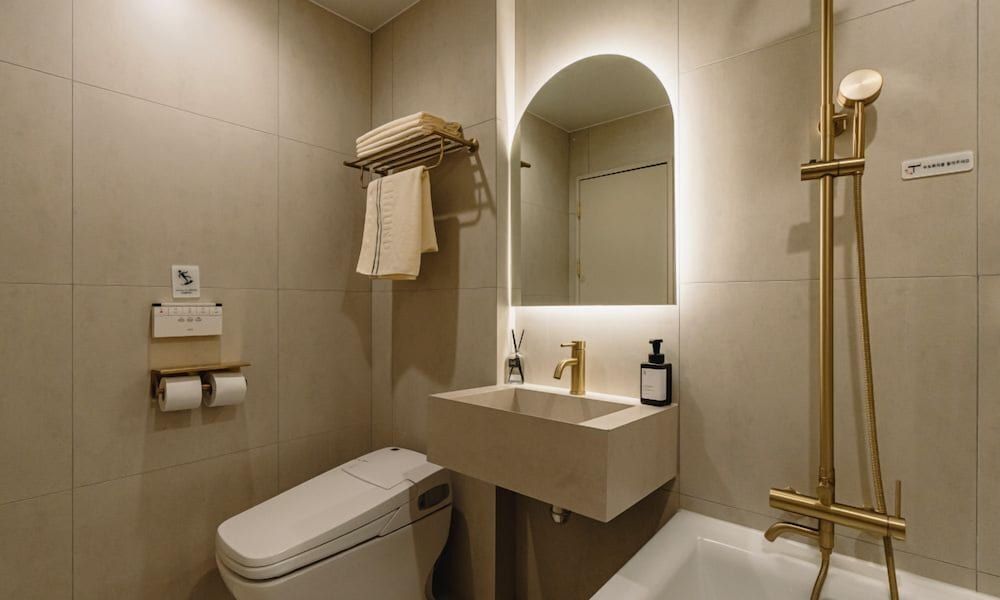 Chuncheon Hound Hotel Namchuncheon Station Superior Double Room 8