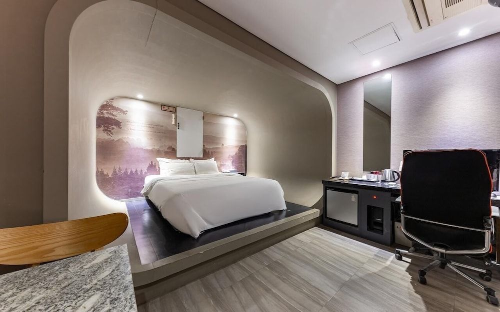 HOTEL ON Deluxe Room 3