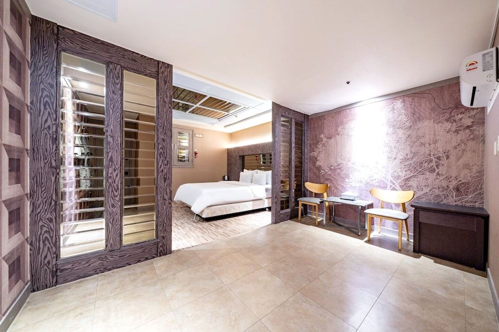 HOTEL ON Standard Room 2