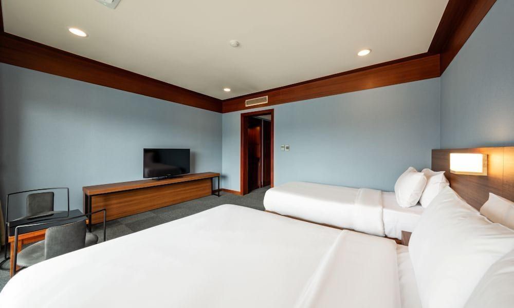 The Hill House Yangpyeong Deluxe Double Room 4