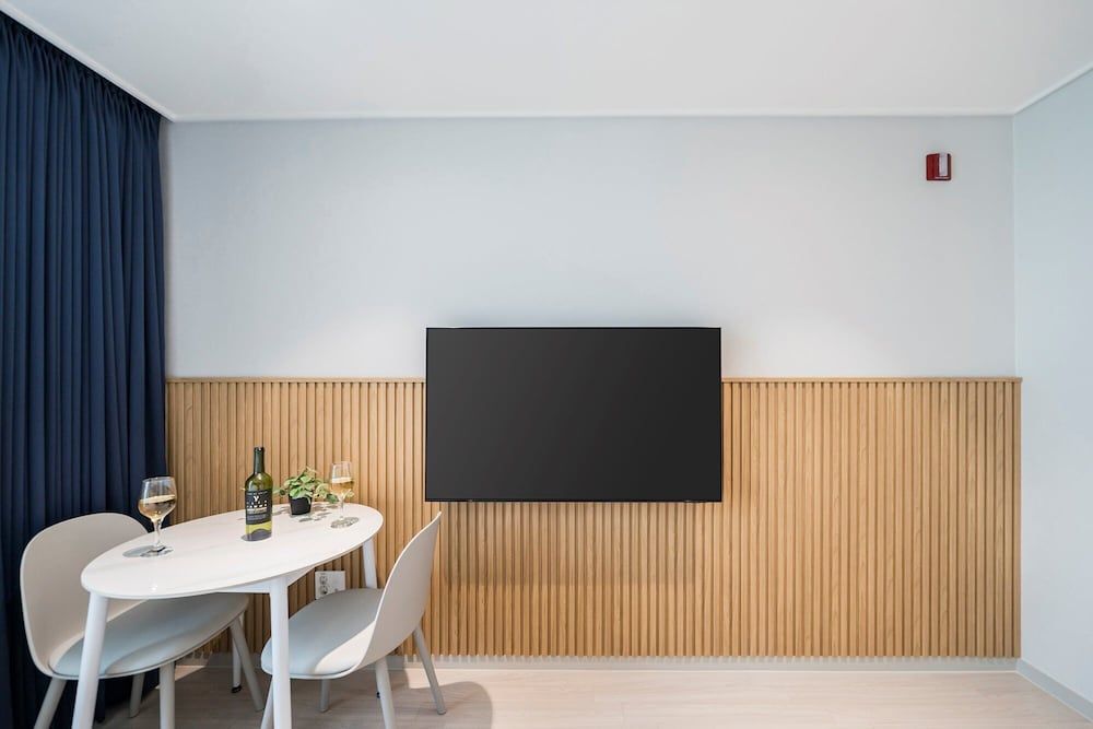 Sokcho Marie Vista Hotel [Breakfast for 2 PKG] [No Parking] City View Standard Family Twin 2