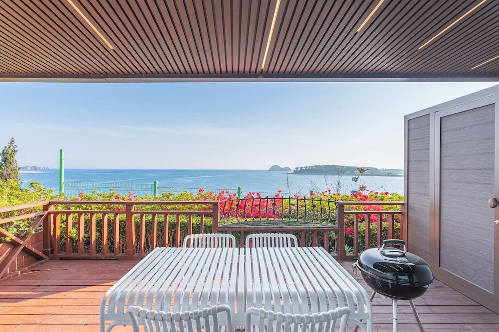 Ocean The Hill A one bed type 20 Pyeong 3