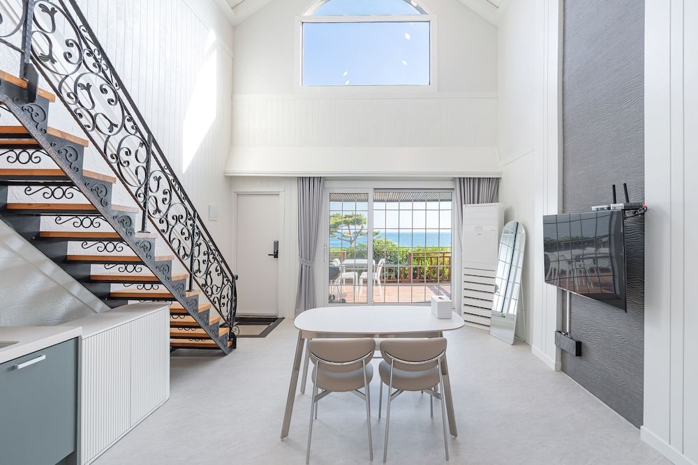 Ocean The Hill a double-decker type 30 Pyeong 3