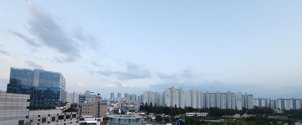 Insta Hotel - Main Branch Premium Room 9