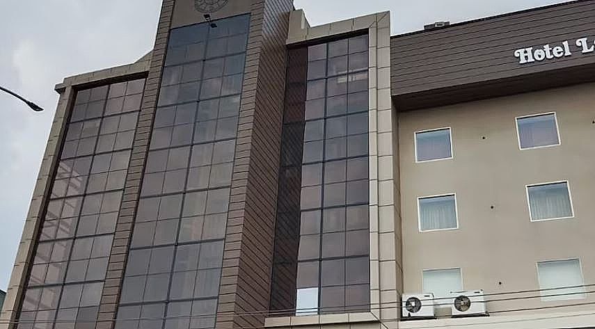 undefined Hotel Lawrence 6