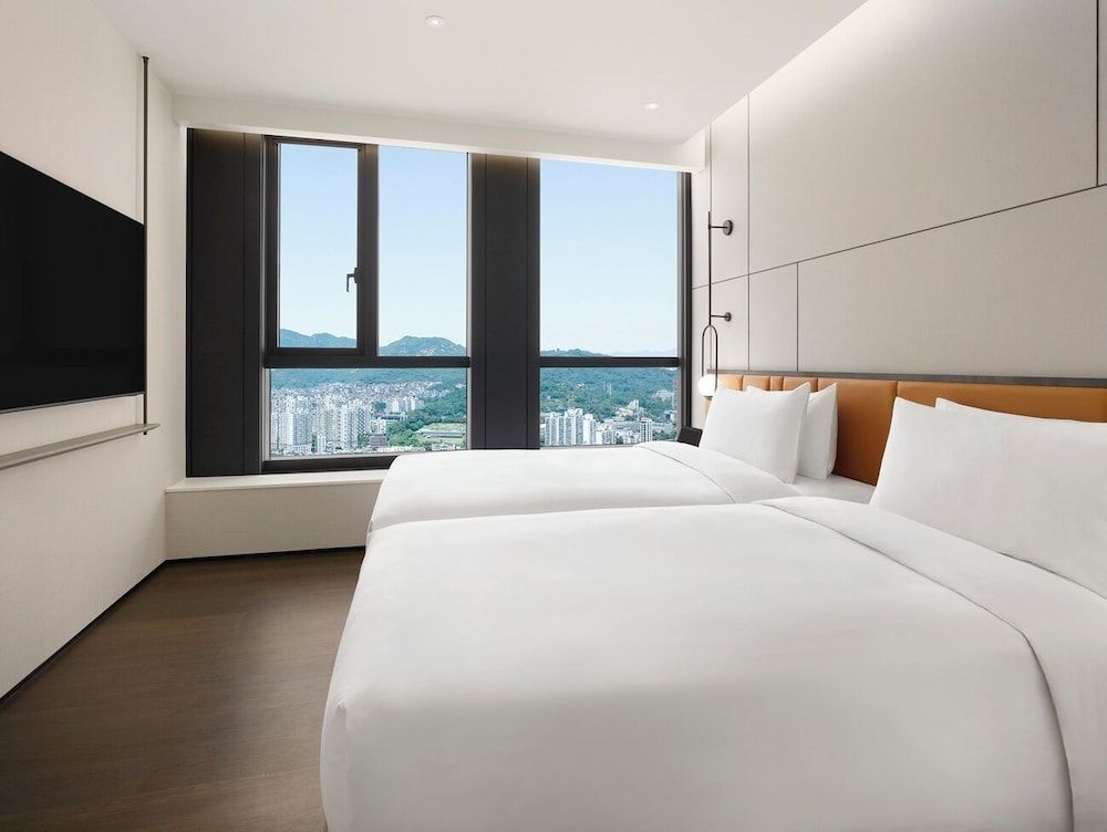 Pullman Ambassador Seoul Eastpole