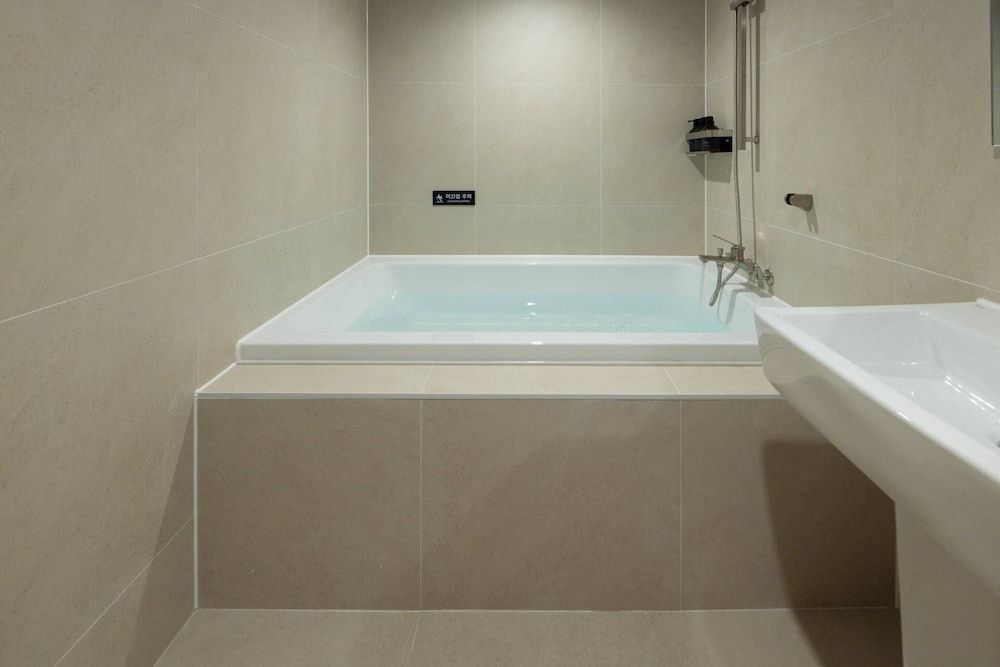 Anook Ryokan Ansan station branch DELUXE (A) 11