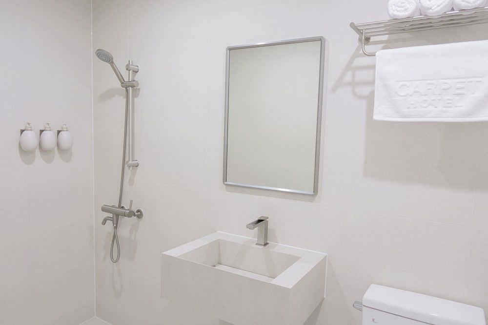 HOTEL CARPET Twin Room 8