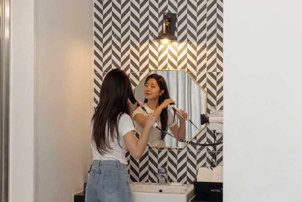 Hotel Moon Cheonan Sinbuldang Suite 6