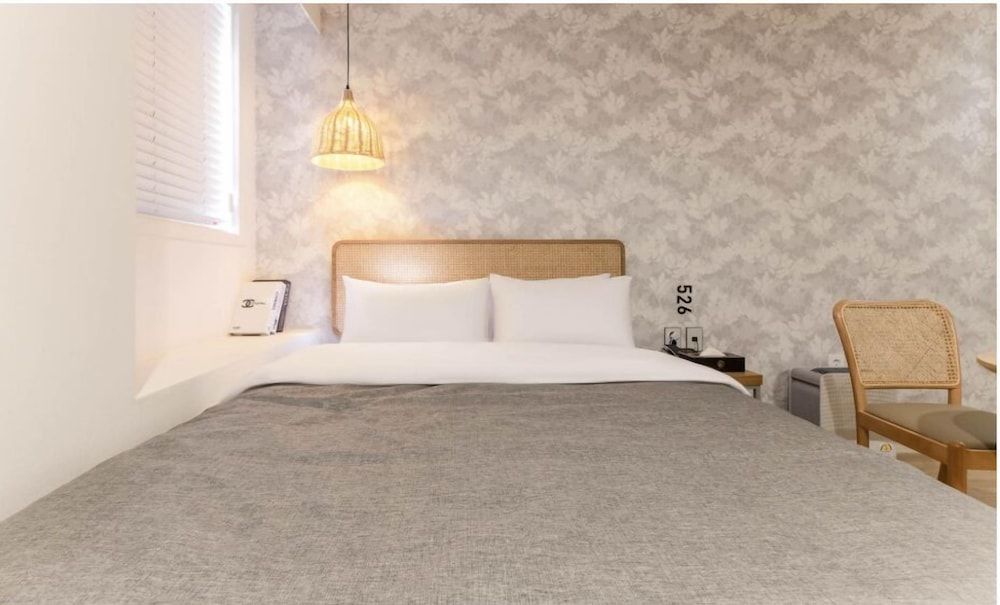 Hotel Arentz Deluxe Double Room 11