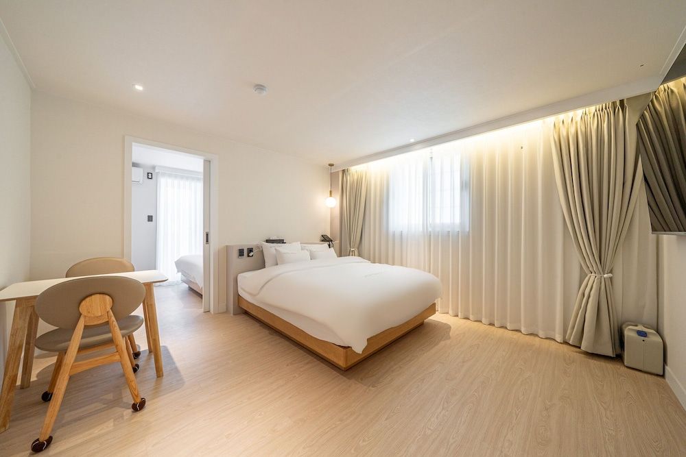 HOTEL SOHA Family Twin Room 6