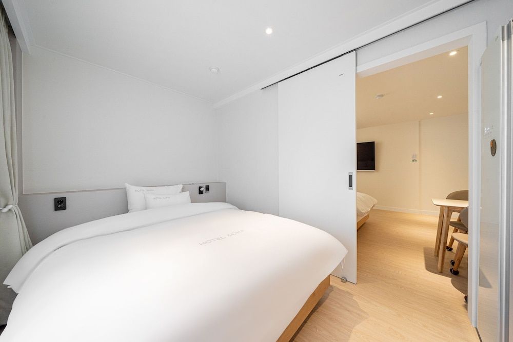 HOTEL SOHA Family Twin Room 10