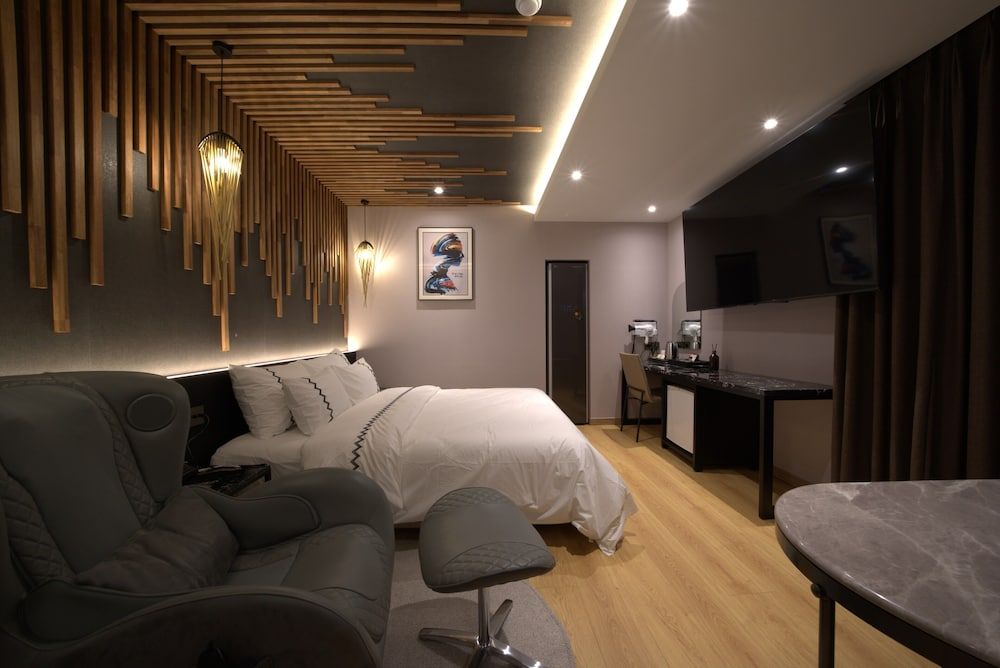 Gaeul Hotel Premium Suite 14