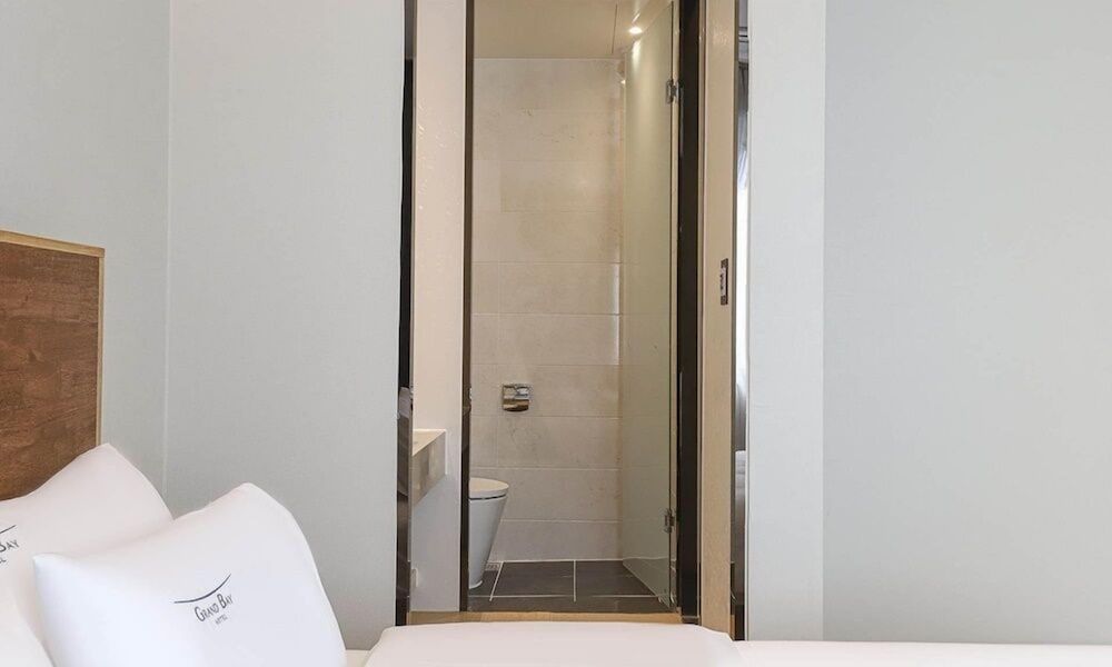 Hotel Grand Bay Boryeong Standard Double Room 4
