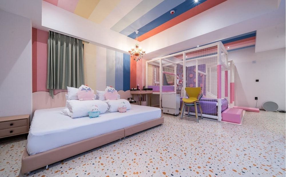 JANGYU ALMOND KIDS HOTEL Premier Room 2