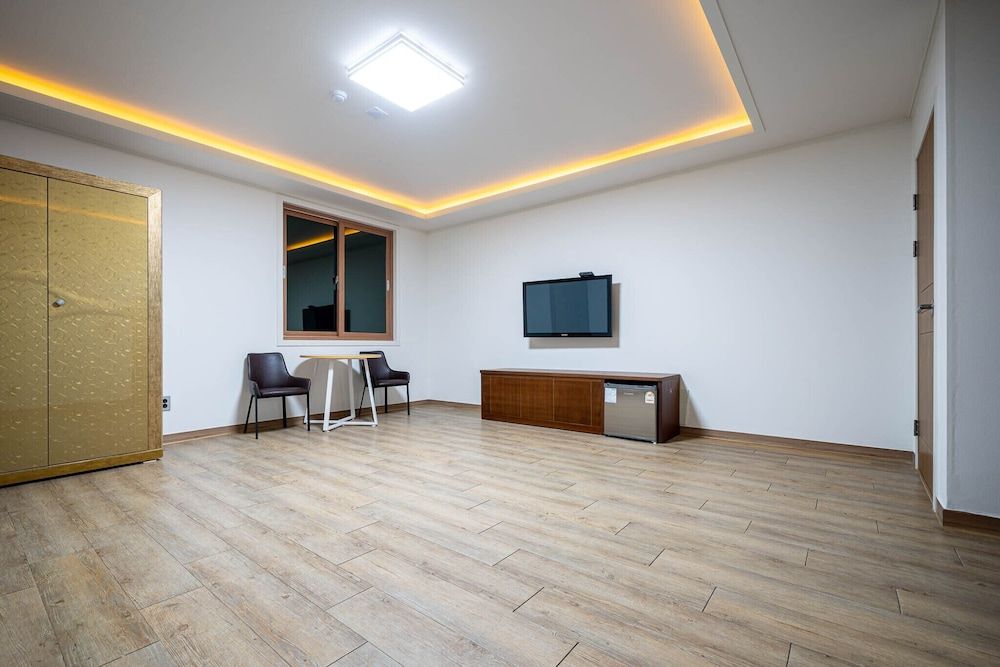 F-one Hotel Senior Studio 3