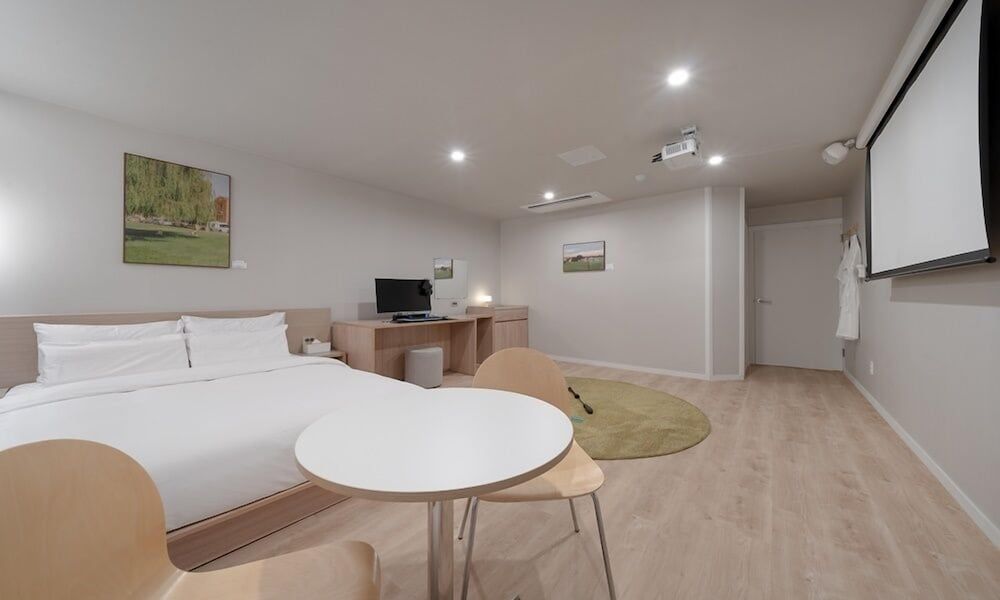 ANNK HOTEL CHEONAN SEONGJEONG Deluxe Double Room (Shower booth) 21