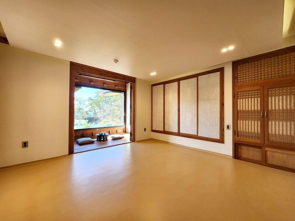 Hotelarrive taean tiann hanokbeachresort [Yun-seul]Traditional Hanok Two-bedroom Luxury Suite: Ocean View 13