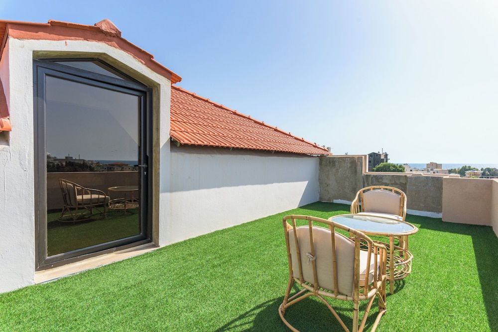 Glow Studios & Apartments in Batroun Glow 42 13