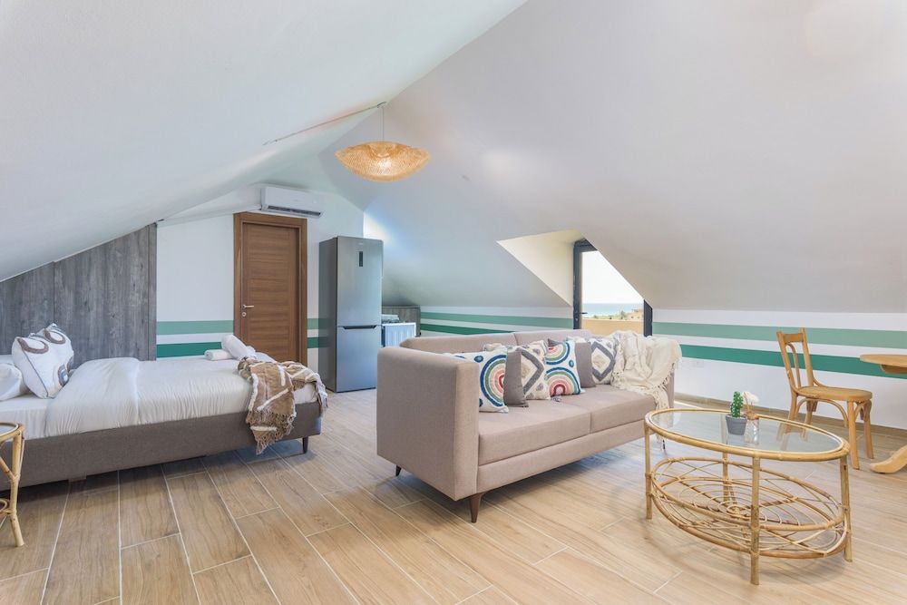 Glow Studios & Apartments in Batroun Glow 42 12