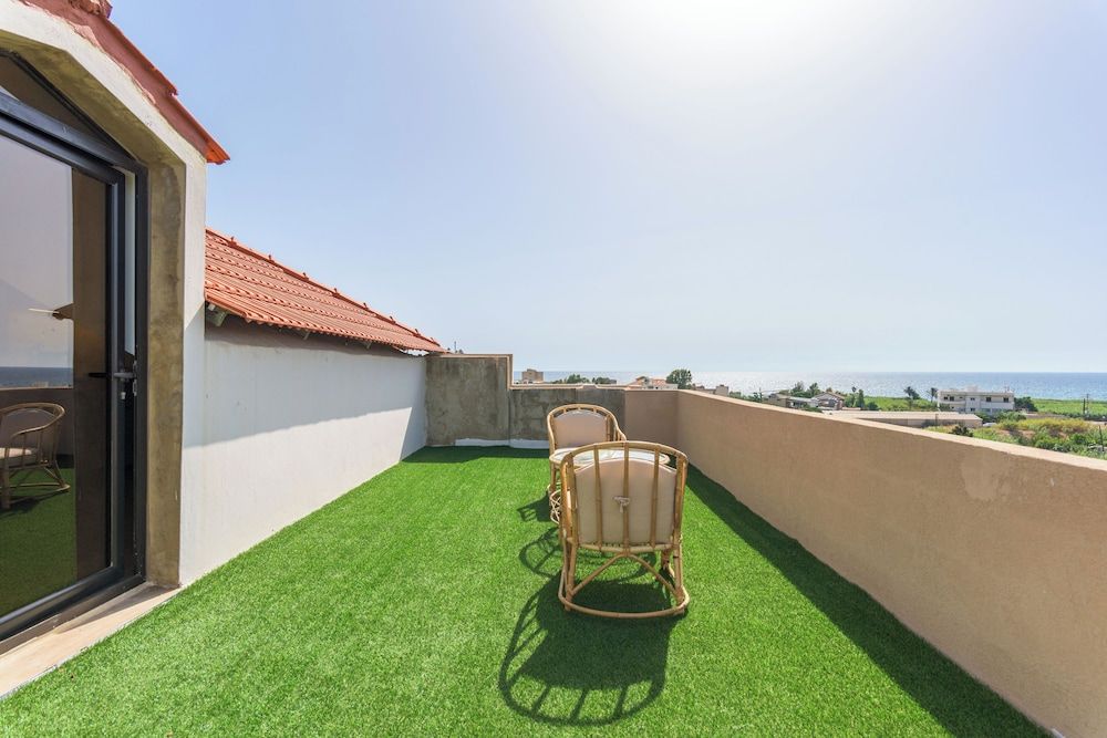 Glow Studios & Apartments in Batroun Glow 42 15