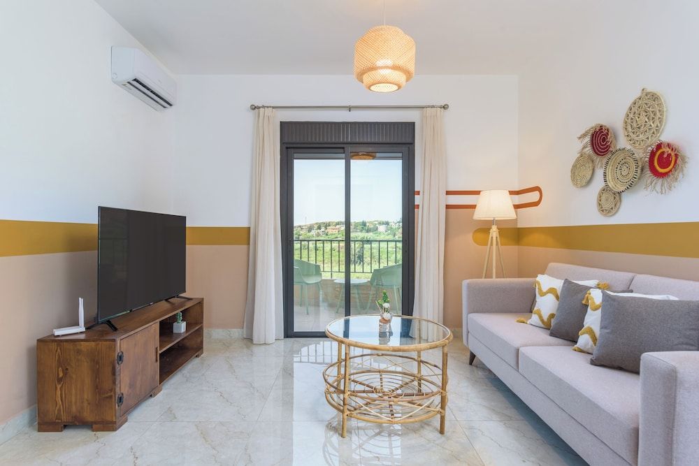 Glow Studios & Apartments in Batroun Glow 31 22