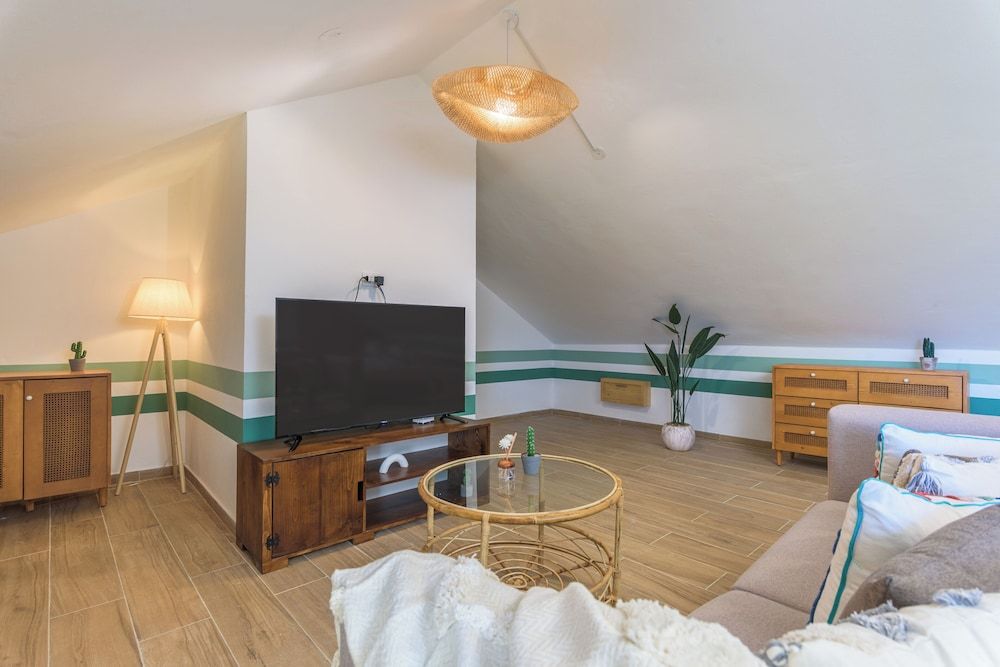 Glow Studios & Apartments in Batroun Glow 42 9