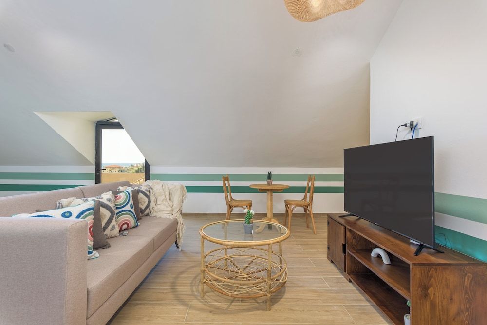 Glow Studios & Apartments in Batroun Glow 42 11